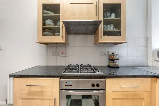 Photo 3 — Alexandra Court, 63 Maida Vale, London, W9