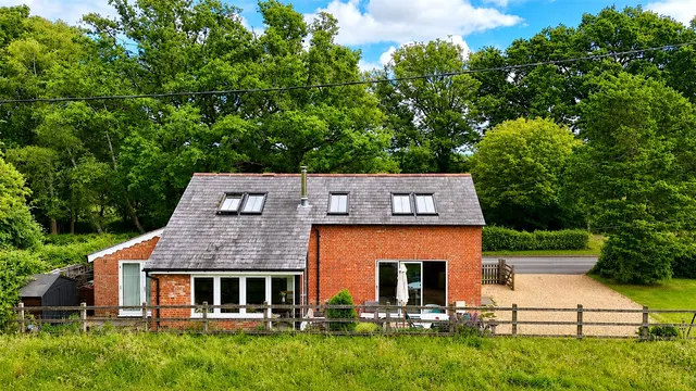 Spearywell, Mottisfont, Romsey, Hampshire, SO51 0LS, photo 1