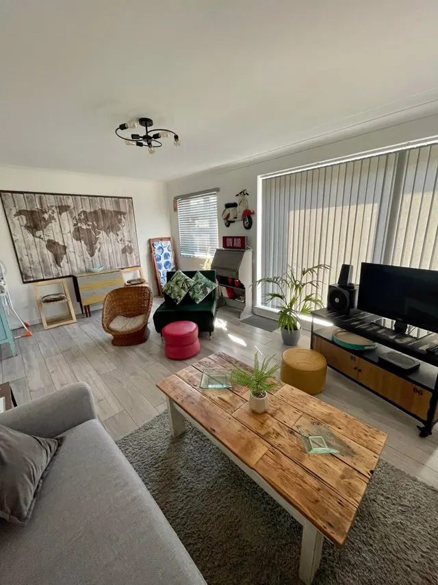 42a Sea Road Boscombe, Bournemouth BH5 1BQ, photo 1