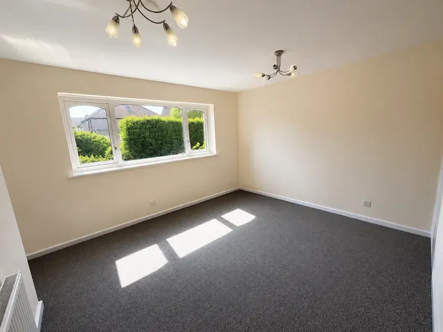 Lyndale Road, CV5, photo 1
