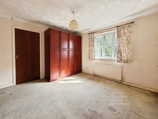 Northcourt Close, Newport, PO30, photo 3