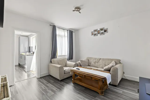 Mandeville Road, Enfield, EN3, photo 2