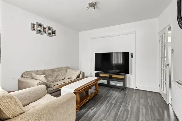 Mandeville Road, Enfield, EN3, photo 3