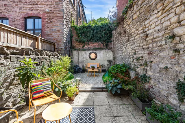 Photo 2 — Old Pooles Yard, Bristol, Bristol, BS4 4SL