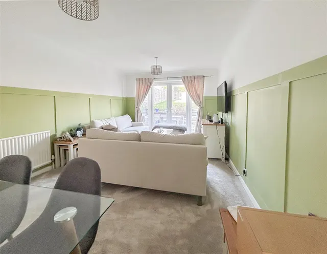 Photo 3 — College Road, Bexhill-On-Sea, East Sussex, TN40 1TN