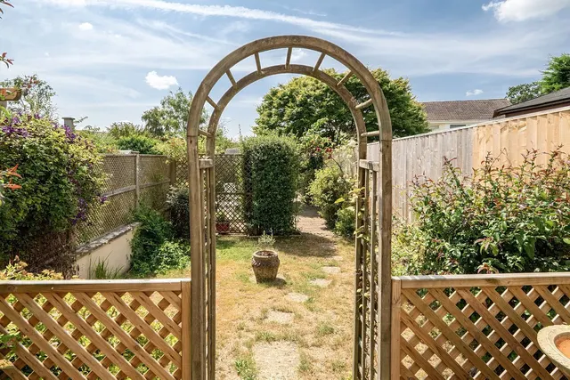 Oakfield Road, Frome, BA11, photo 2
