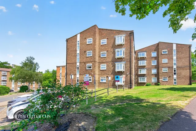 Ambleside Gardens, Sutton, SM2, photo 1