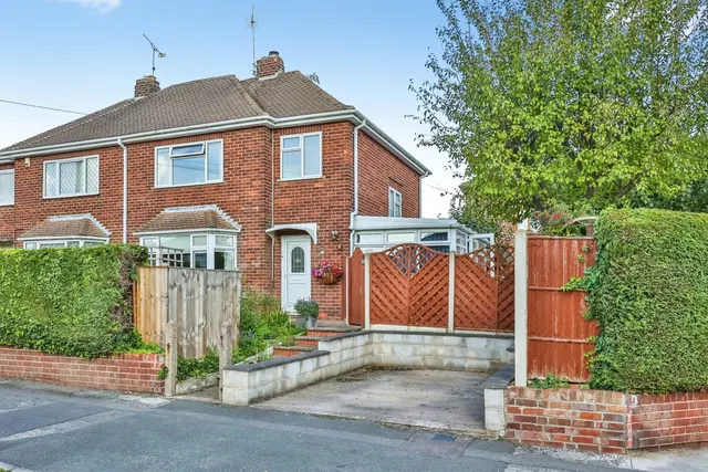 Holmesfield Drive, Heanor, DE75, photo 1