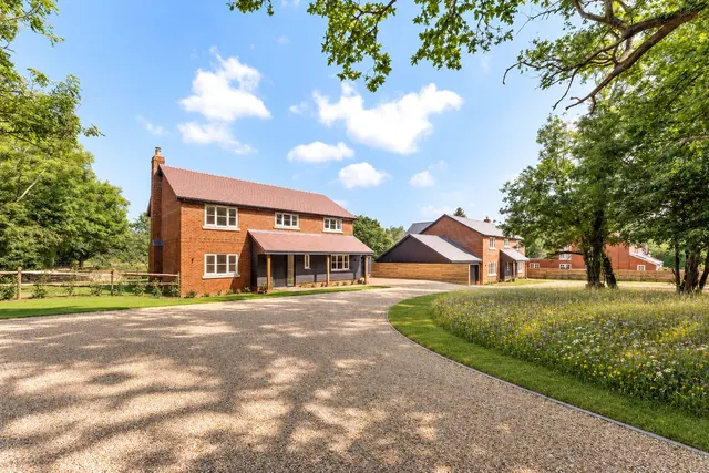 Photo 2 — Little London Road, Silchester, Reading, Hampshire, RG7 2PS