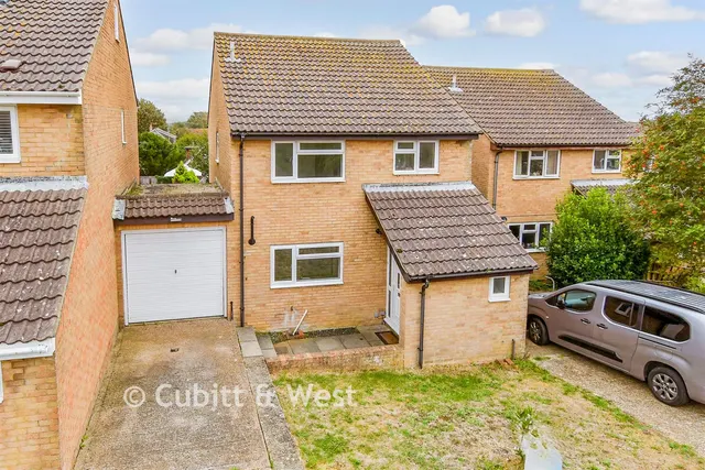 Glynn Rise, Peacehaven, BN10, photo 1