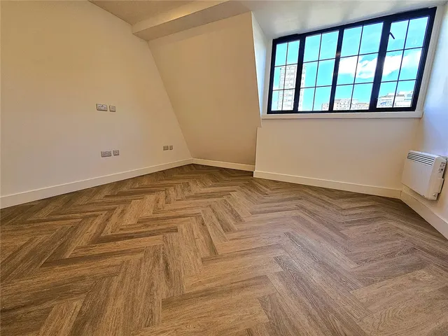 North End, Croydon, CR0, photo 1