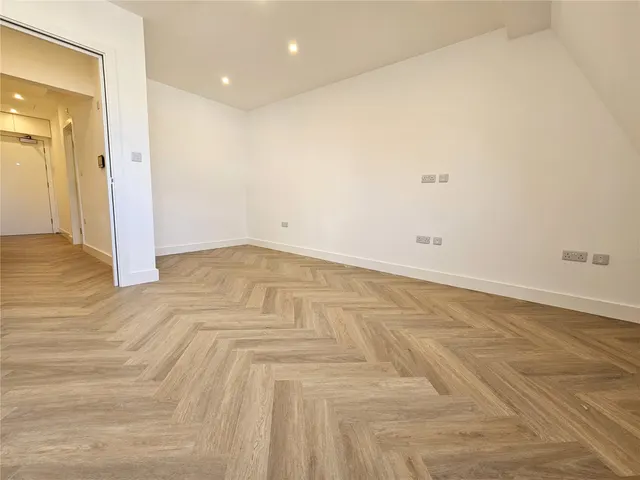 North End, Croydon, CR0, photo 2
