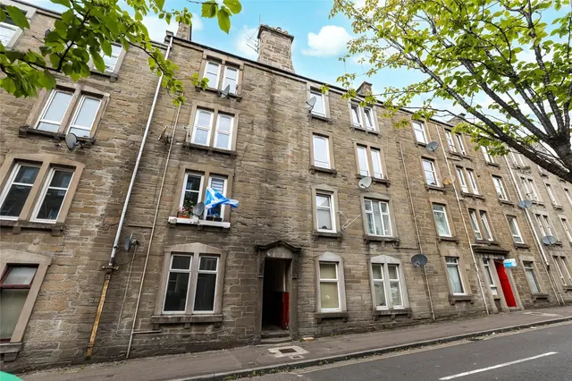 Baldovan Terrace, Dundee, DD4, photo 1