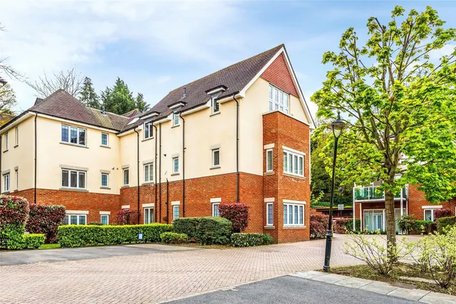 Hill View, Dorking, RH4, photo 1