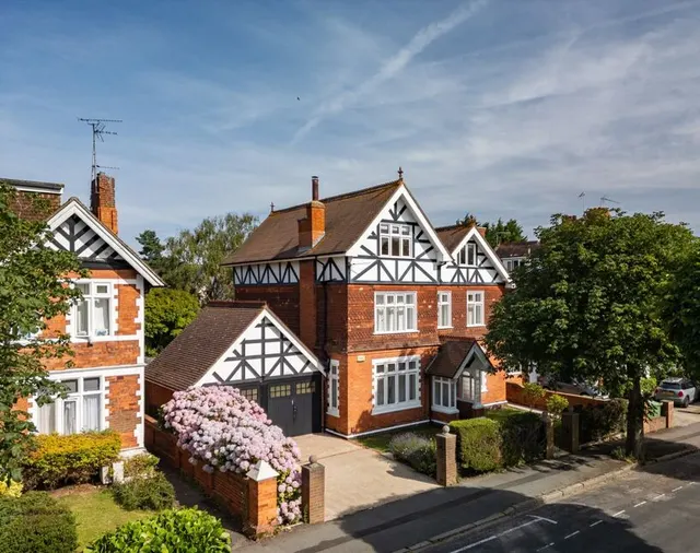 Radnor Park West, Folkestone, Kent, CT19, photo 1