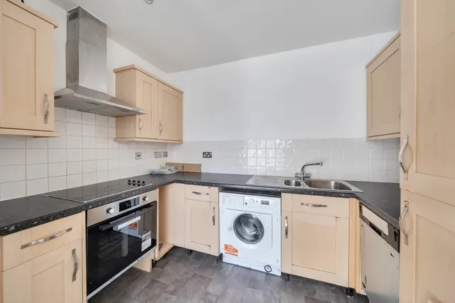 Stanley Road, Harrow, HA2, photo 2