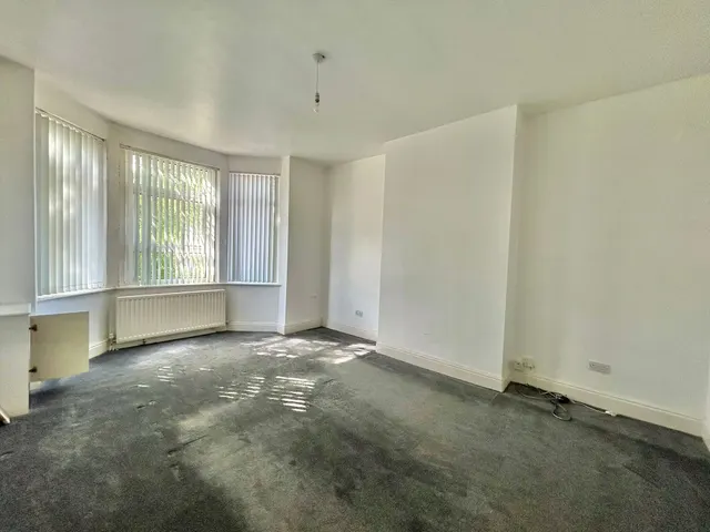 Alpha Drive, Birkenhead, CH42, photo 3