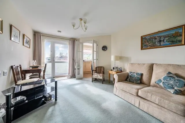 Western Avenue, Newbury, RG14, photo 3