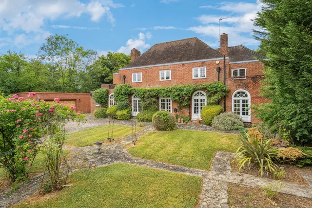 London Road, Rickmansworth, WD3, photo 1