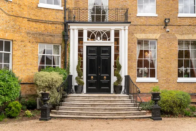 Photo 3 — Hadley, Barnet, London