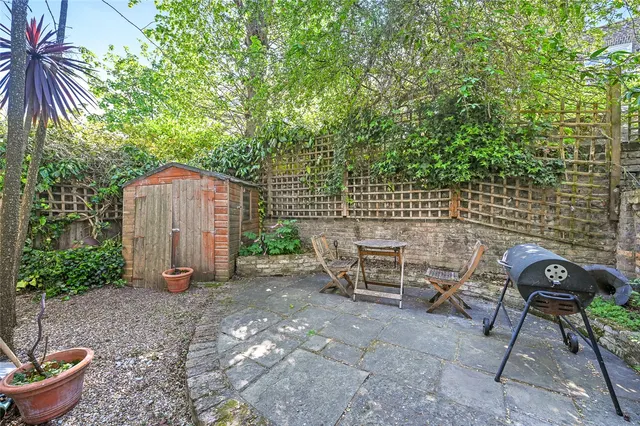 Devonport Road, London, W12, photo 2