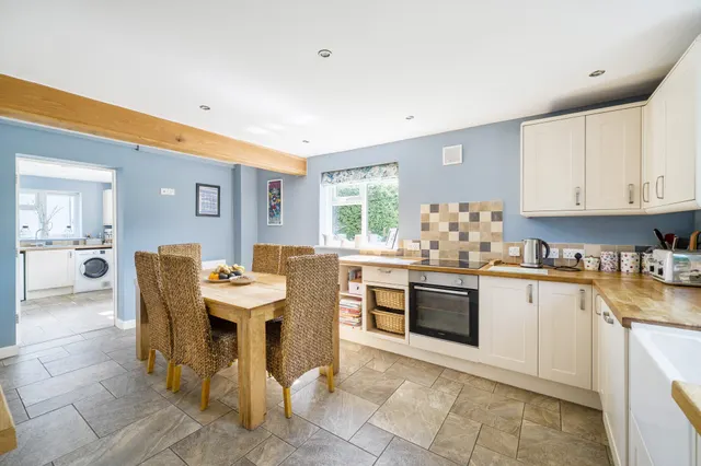 Alkerton, Eastington, GL10, photo 3