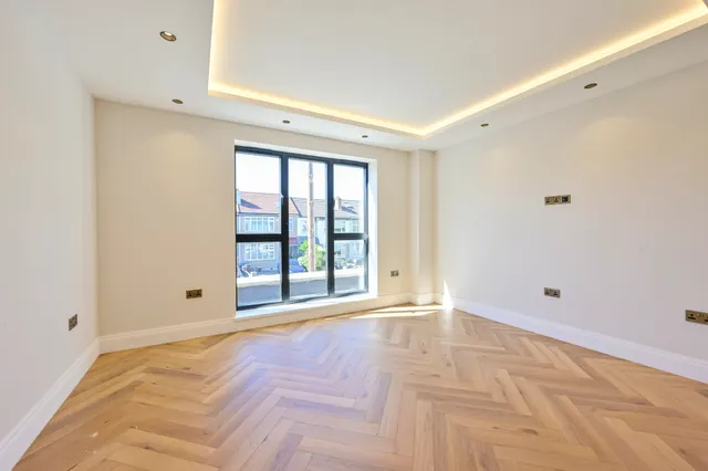 Flat 4, Navy Rose Apartments, Morden, photo 1