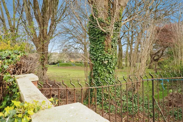 Photo 2 — Fernwood Crescent, Wollaton, Nottingham, NG8