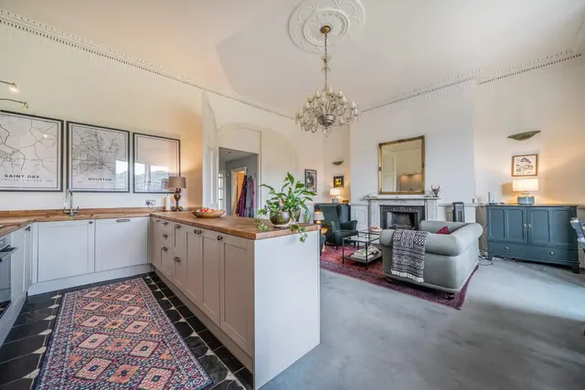 Kensington Place, Bath, BA1, photo 2