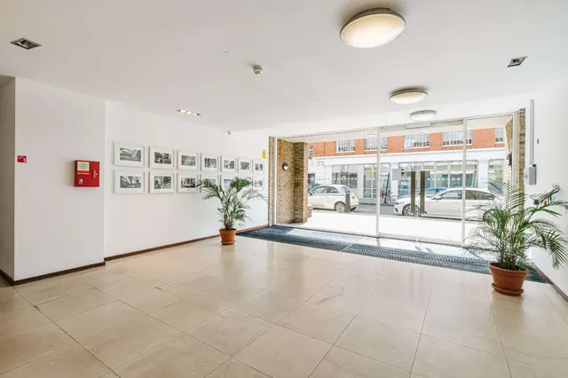 Photo 2 — Hardwick Street, London, EC1R 4UG