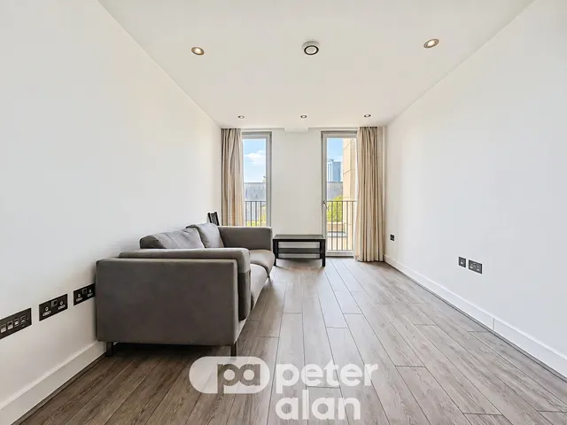 Hayes Apartments CARDIFF, CF10, photo 3