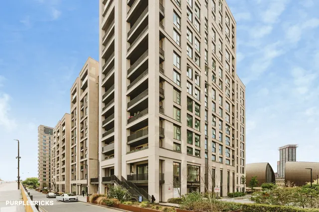 Peto Street North, Canning Town, E16, photo 2