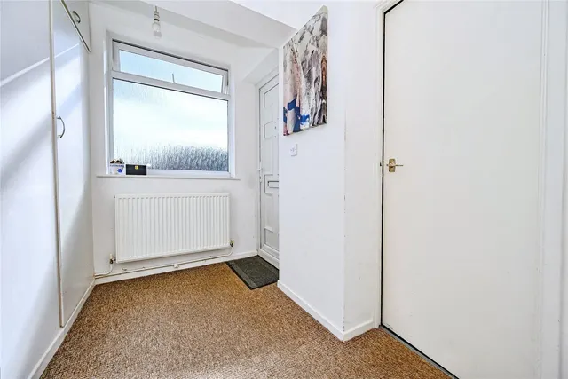 Photo 2 — Green Lane, Luton, Bedfordshire, LU2