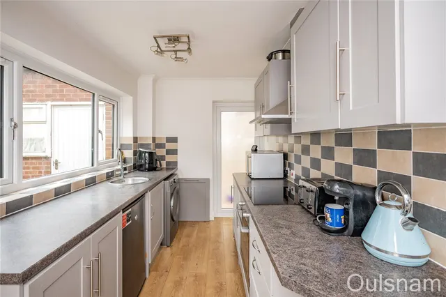 Photo 3 — Belvedere Drive, Bromsgrove, Worcestershire, B61 0AJ