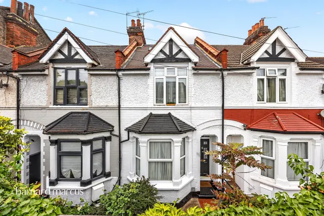 Whitehorse Road, Croydon, photo 1