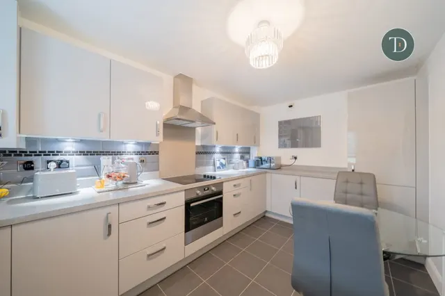 Photo 2 — Washburn Avenue, Ellesmere Port, CH65 8AN