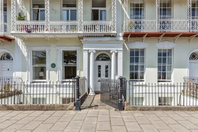 Photo 2 — Royal York Crescent, Clifton, Bristol