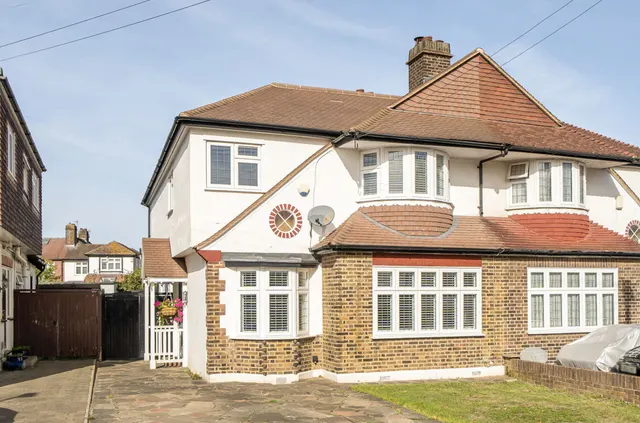 Frensham Road, London, SE9, photo 1