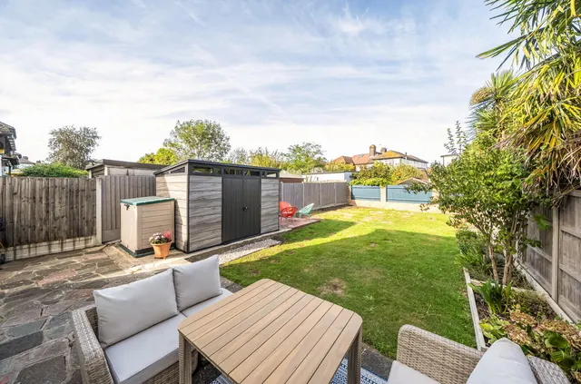 Frensham Road, London, SE9, photo 2