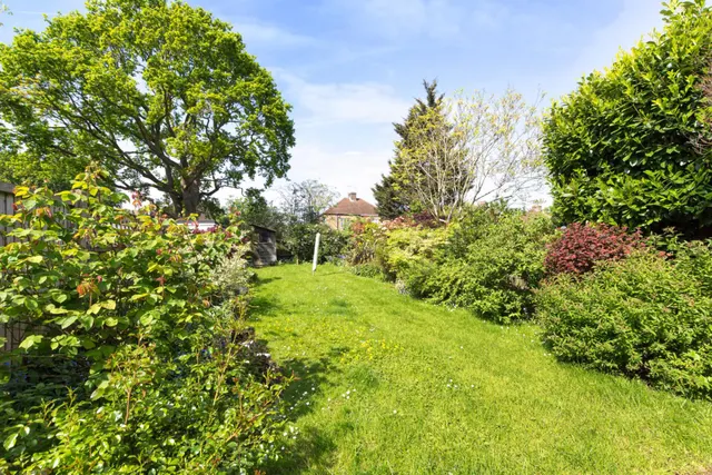 Photo 3 — Exeter Road, Welling