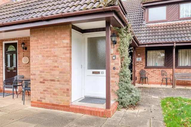 Portershill Drive, Shirley, B90, photo 2