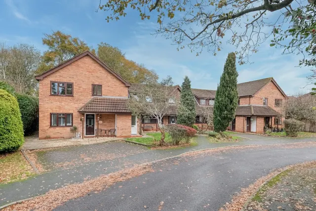 Portershill Drive, Shirley, B90, photo 3