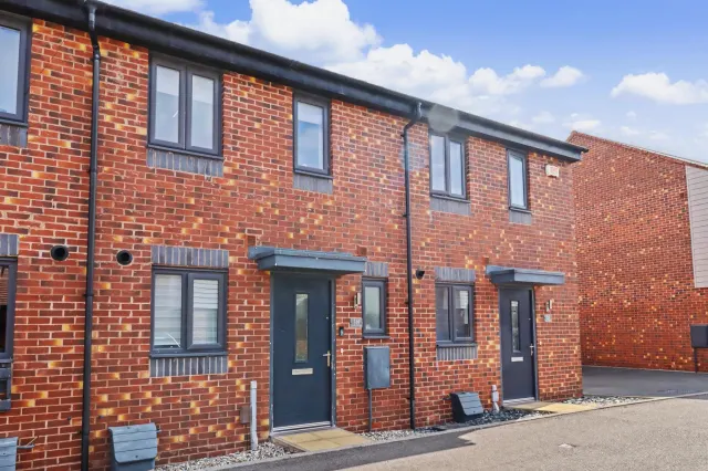 Booth Crescent, Telford, photo 2