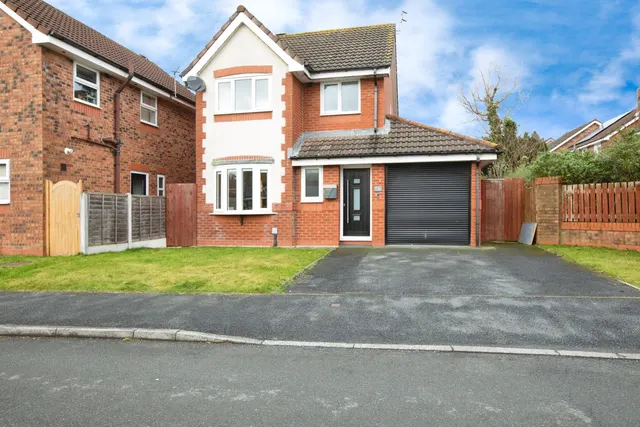 The Hills, Grimsargh, PR2, photo 1