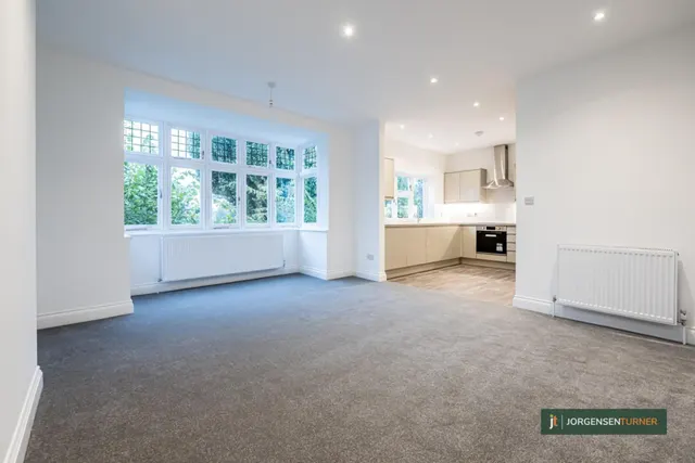 South Side, Hammersmith, W6, photo 1