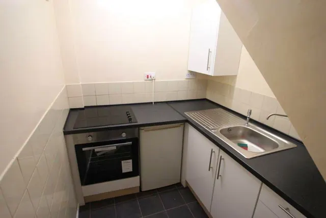 Fosse Road South, Leicester, LE3, photo 1