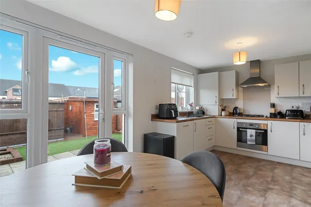 Photo 2 — Riverway Place, Stirling, Stirlingshire, FK8