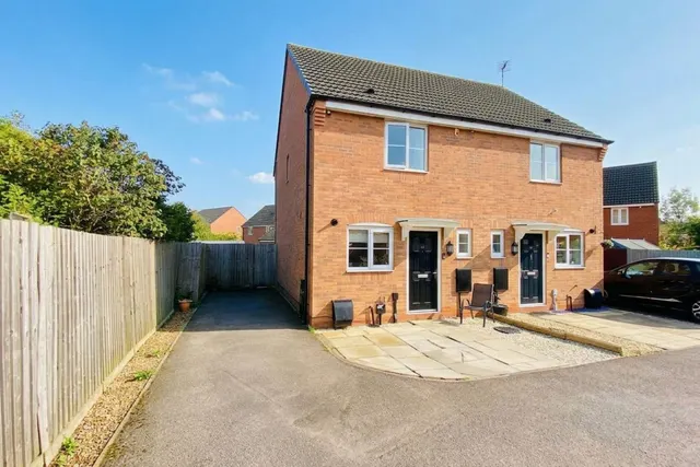 Indigo Drive, Burbage, LE10, photo 1