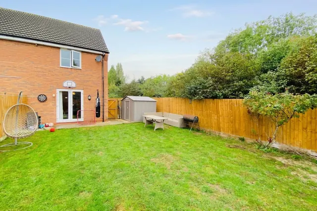 Indigo Drive, Burbage, LE10, photo 2