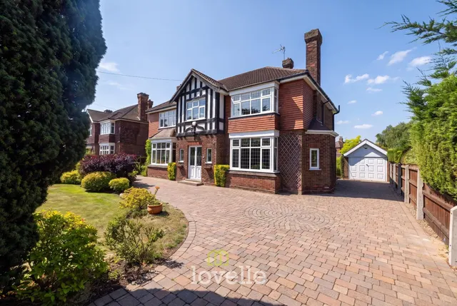 Bargate, Grimsby, DN34, photo 1